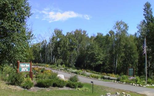 Pelican Woods Cemetery