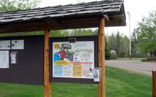 Interpretive panel & kiosk in Trailside Park
